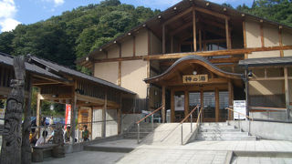 ヒバの香りに包まれながら入浴！