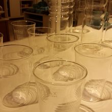 プラカップを真似た繊細な薄さのグラスが可愛すぎてパシャリ