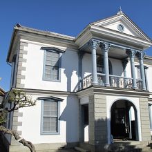 美しい旧本庄警察署の洋館