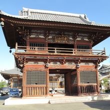 山門が美しい圓心寺