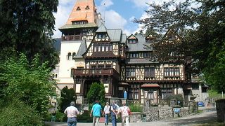 ペリショール城