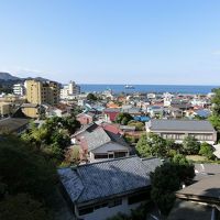 窓からはフェリーが航行するのが見えました。