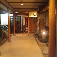 客室前開放廊下、突き当たりはお風呂