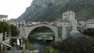 ネレトヴァ川に架かる橋