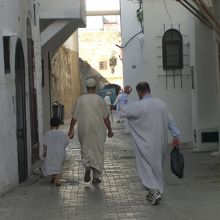 ここはモロッコのタンジェのメディア、雰囲気たっぷりです。