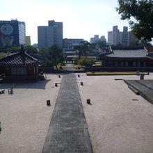 ２階建建物からの写真です。