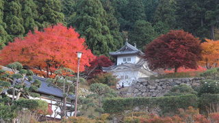 紅葉がきれいな出石城
