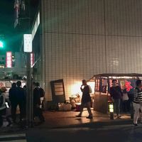 ホテル前からの屋台の行列