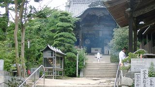 ほっこりした山寺です
