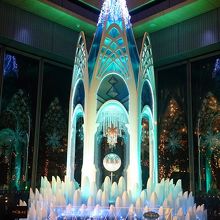 丸ビルのアナと雪の女王のフォトスポット。