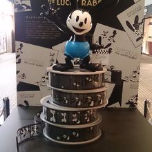 丸の内オアゾのオズワルド。