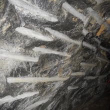 手彫りの跡です