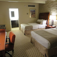 広くてきれいな部屋でした