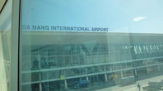 ホーチミン発ダナン乗り継ぎ成田行　出国審査の所要時間に注意　