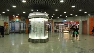 川崎駅前にあります