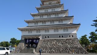 立派な城と素晴らしい景色