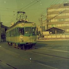 ステップが付いていた90系車両。