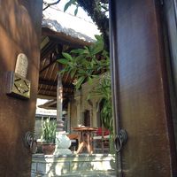 入り口から見たヴィラの部屋