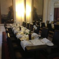 レストランのテーブルセティング