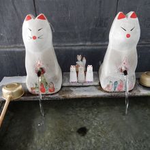 境内にあります