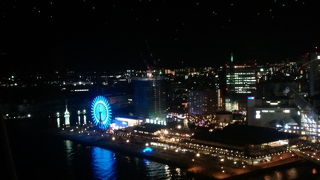 ポートタワーから見る夜景の一部としてきれい！