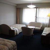 ４人宿泊出来るｽﾍﾟｰｽと窓から紅葉鑑賞出来る施設です。