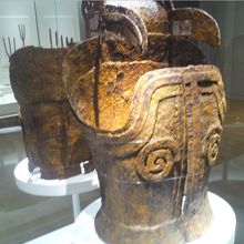 鉄の鎧。（ノーフラッシュでのみ写真撮影可能。）