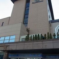 すぐ下にコンビニ