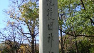 落ち着いた雰囲気の神社