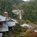 日本一の落差の滝、というより周りの神社、三重塔などとの調和が最高