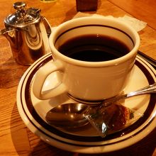 食後のコーヒーです。これは普通です。