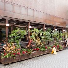 外で食べることもできます