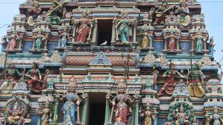 中に入る際の必需品