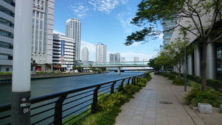 対岸から見る景色もたまには良いものです