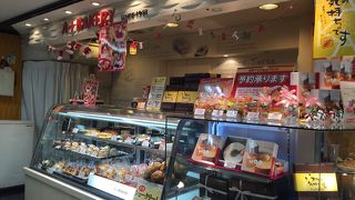 リーズナブルなsweetsとパン ♪