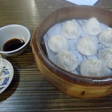 あっつあつ小龍包