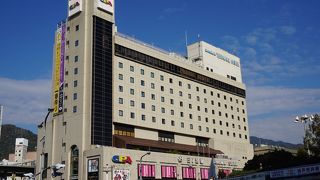 大阪心斎橋のオーパと比べてしまうと