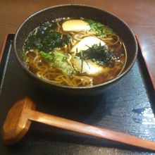 山かけそばをオーダーしてみました（720円）