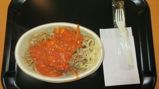 新潟県民のソウルフード「イタリアン」と「ぽっぽ焼き」が食べられる食堂街