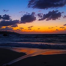 名瀬から近く夕日が見れるので晴れた日はおすすめ