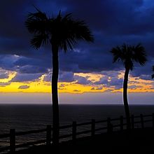 上の駐車場から