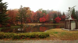紅葉がきれいな公園