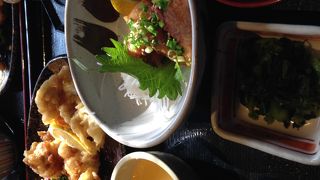 雰囲気もよく、夜は居酒屋だそうです