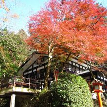 ケーブル乗り場