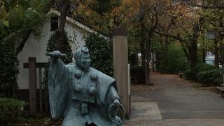 新参者のオープニングで