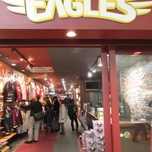 楽天イーグルスファンでなくても立ち寄れる By 楽人 楽天イーグルスグッズショップ 仙台駅店 のクチコミ フォートラベル 楽天イーグルスファンでなくても立ち寄れる By 楽人 楽天イーグルスグッズショップ 仙台駅店 のクチコミ フォートラベル