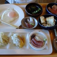 朝食。和食洋食あって美味しい！