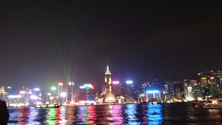 途中で飽きますが、見ないのはもったいない