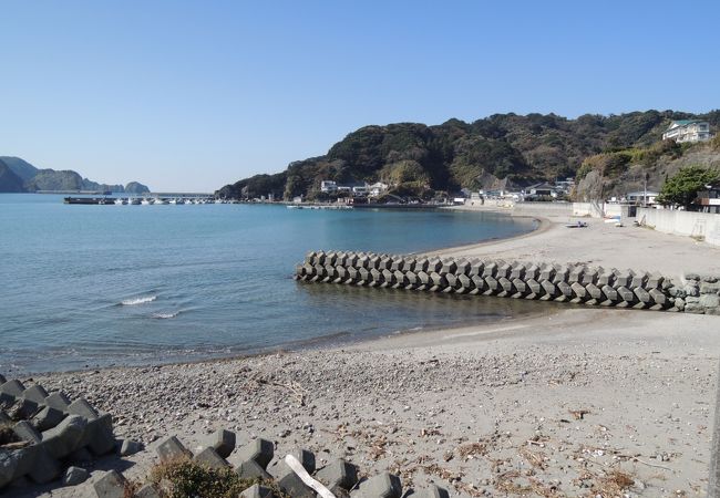 なんといっても景色がいい海水浴場