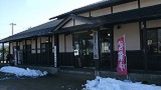 「古代そば」が出土した「惣座遺跡」の上にあるそば処